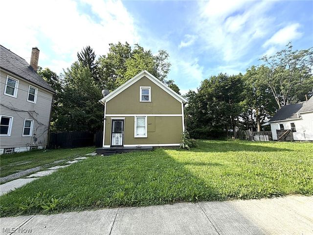 4429 Hyde Avenue, Cleveland, OH 44109