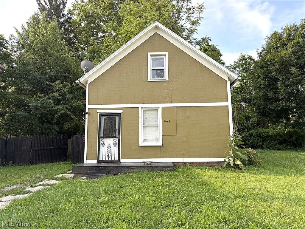 4429 Hyde Avenue, Cleveland, OH 44109