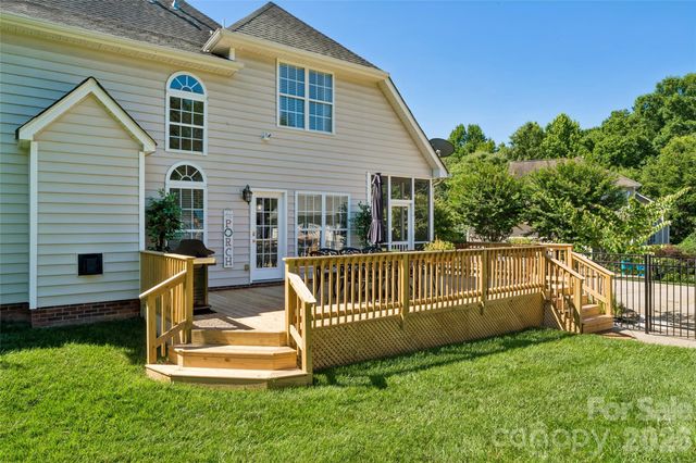 1016 Wesley Downs Road, Wesley Chapel, NC 28110