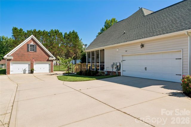 1016 Wesley Downs Road, Wesley Chapel, NC 28110