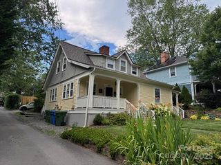 52 Cumberland Avenue, Asheville, NC 28801