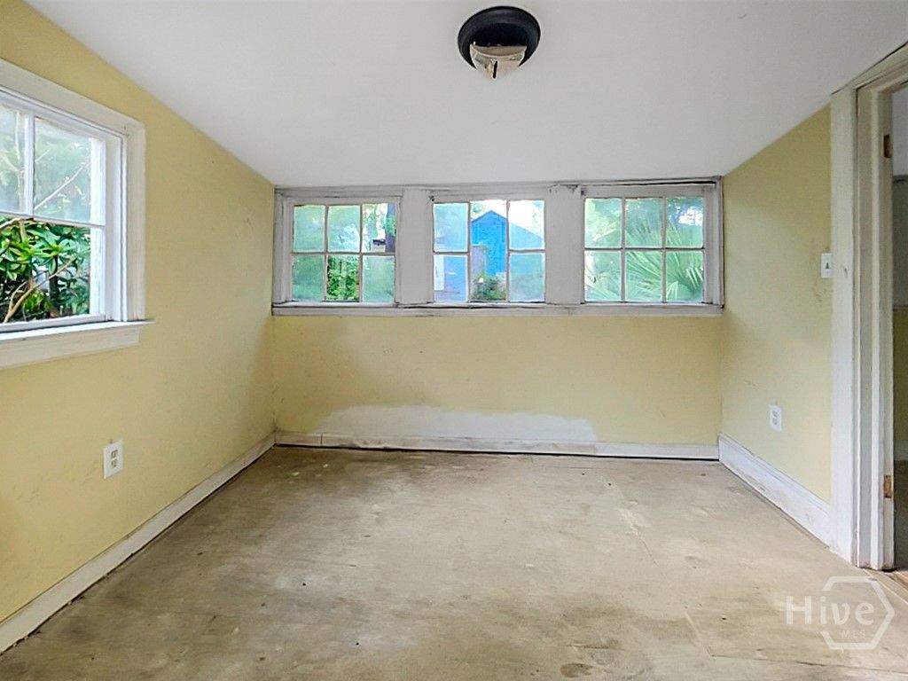 Image 24 of property listing at 842 E 37th Street, Savannah, GA 31401