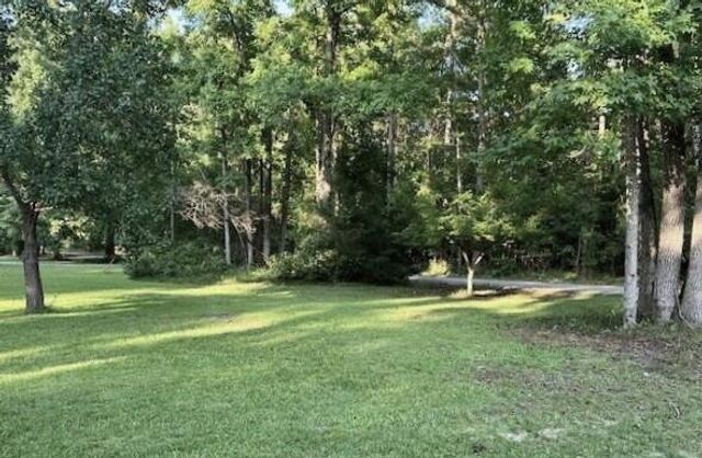 121 Atlantic Avenue, Barnwell, SC 29812