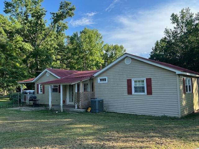 121 Atlantic Avenue, Barnwell, SC 29812