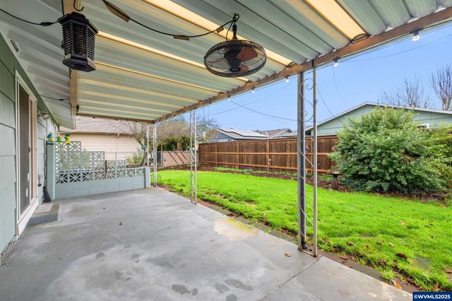 1538 Umpqua Rd, Woodburn, OR 97071