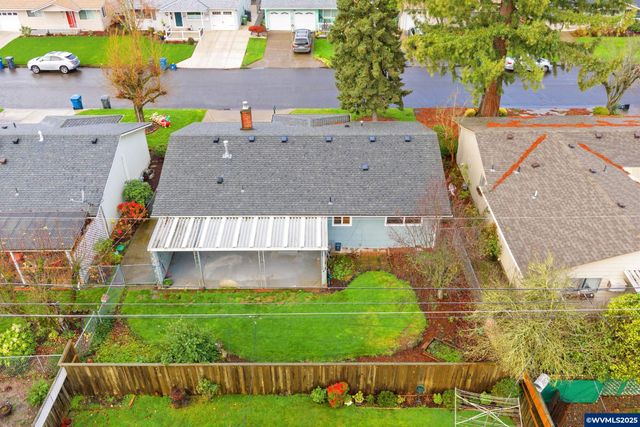 1538 Umpqua Rd, Woodburn, OR 97071
