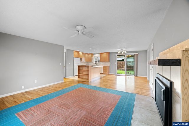 1538 Umpqua Rd, Woodburn, OR 97071