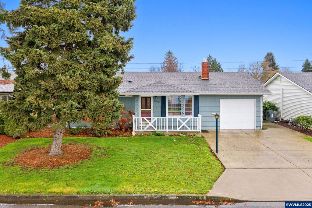 1538 Umpqua Rd, Woodburn, OR 97071