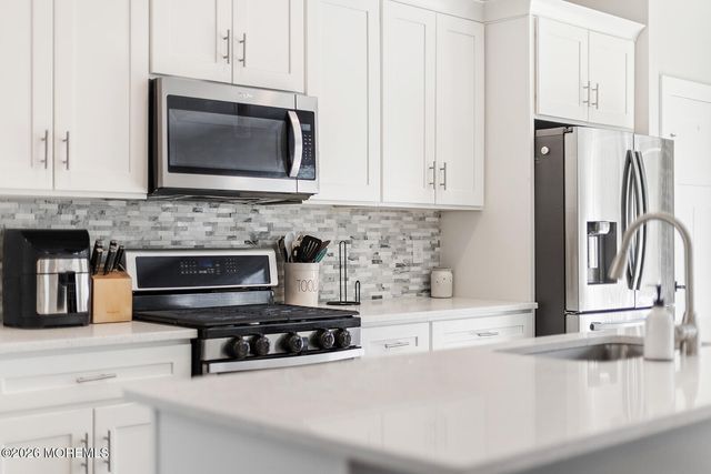 406 Nixon Avenue, Bayville, NJ 08721