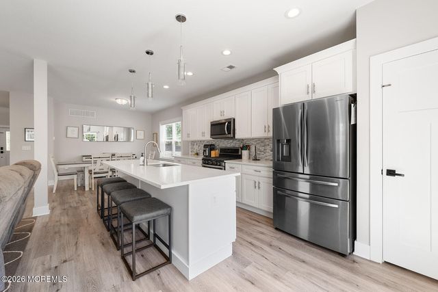 406 Nixon Avenue, Bayville, NJ 08721