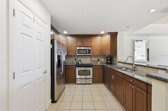 7612 CABANA COURT 202, Reunion, FL 34747