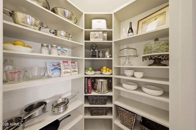 10433 N NICKLAUS Drive, Fountain Hills, AZ 85268