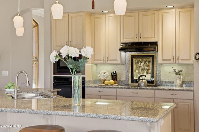 10433 N NICKLAUS Drive, Fountain Hills, AZ 85268