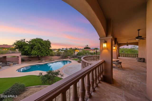 10433 N NICKLAUS Drive, Fountain Hills, AZ 85268