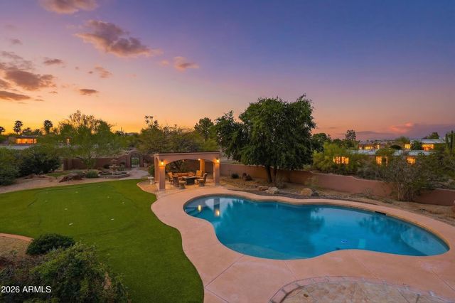 10433 N NICKLAUS Drive, Fountain Hills, AZ 85268