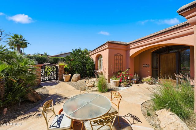 10433 N NICKLAUS Drive, Fountain Hills, AZ 85268