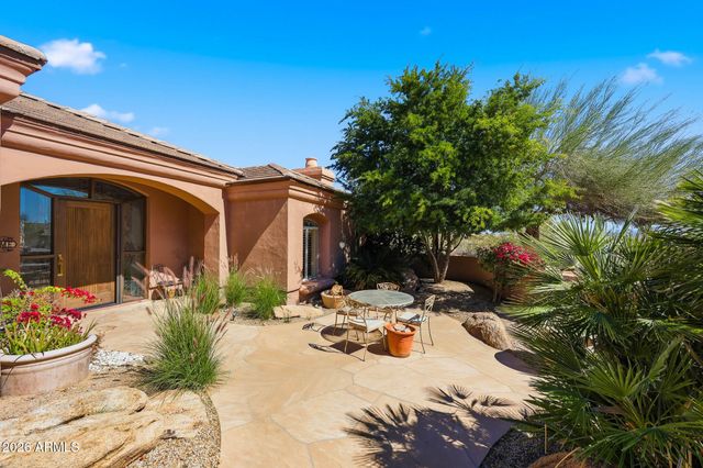 10433 N NICKLAUS Drive, Fountain Hills, AZ 85268