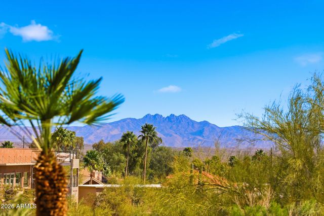 10433 N NICKLAUS Drive, Fountain Hills, AZ 85268