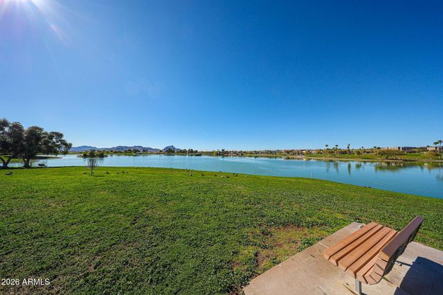 10433 N NICKLAUS Drive, Fountain Hills, AZ 85268