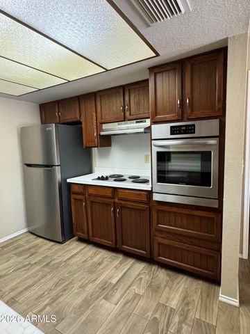 3468 E HEARN Road, Phoenix, AZ 85032