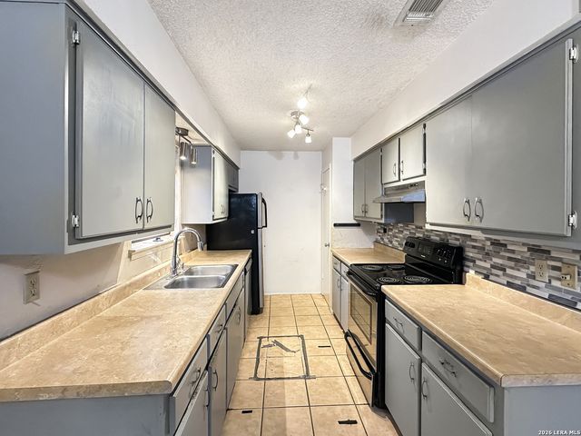 116 APACHE CIR, Cibolo, TX 78108