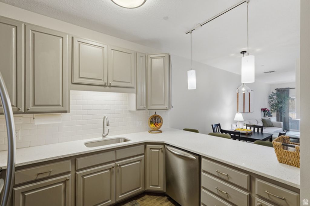 Image 12 of property listing at 838 E SOUTH TEMPLE #103, Salt Lake City, UT 84102