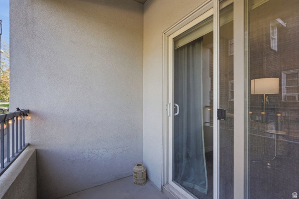 Image 23 of property listing at 838 E SOUTH TEMPLE #103, Salt Lake City, UT 84102