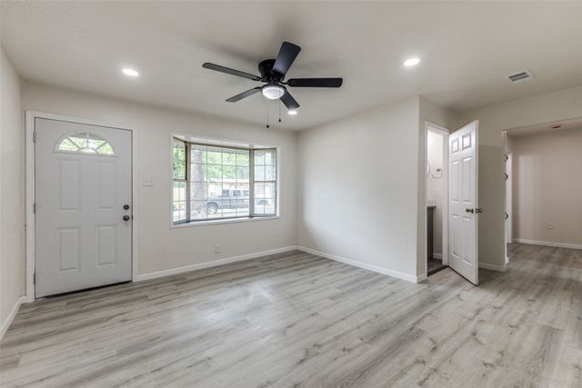 2908 Scottsbluff Drive, Dallas, TX 75228