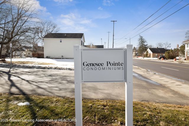 418 N Martin Luther King Jr Boulevard, Lansing, MI 48915