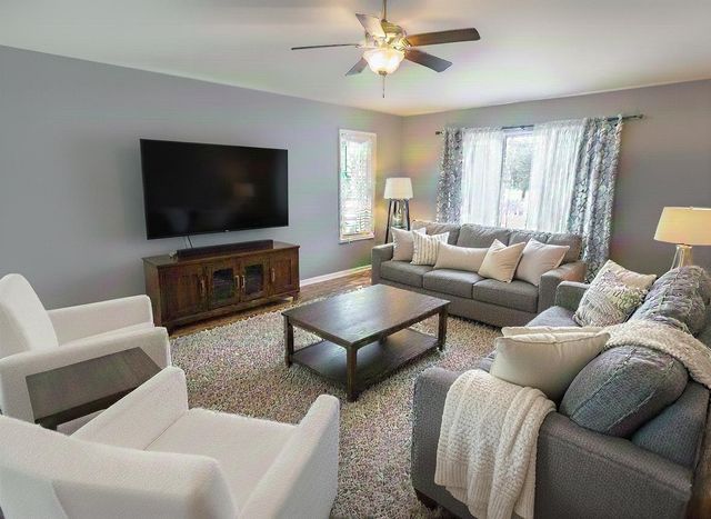 701 Killian Trail, Cottage Grove, WI 53527