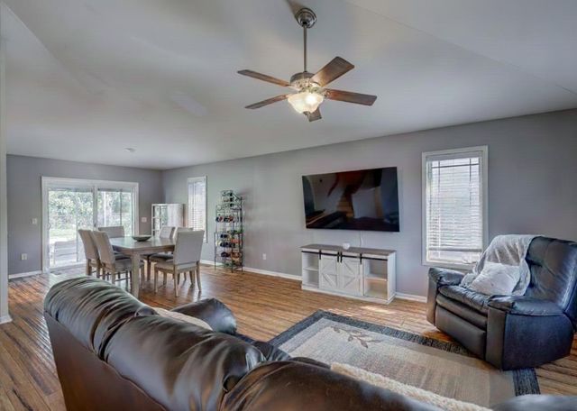 701 Killian Trail, Cottage Grove, WI 53527