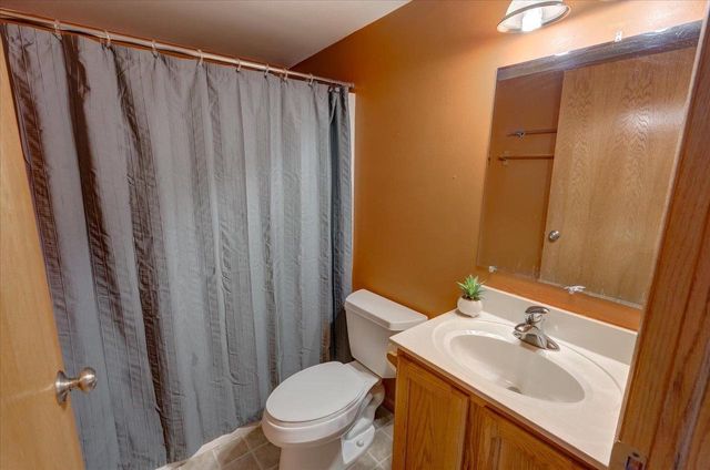 701 Killian Trail, Cottage Grove, WI 53527