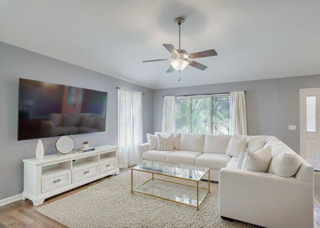 701 Killian Trail, Cottage Grove, WI 53527