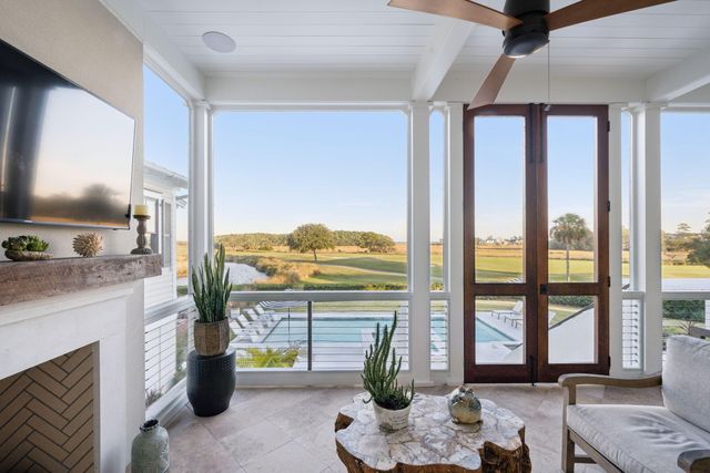 250 Furman Farm Place, Charleston, SC 29492