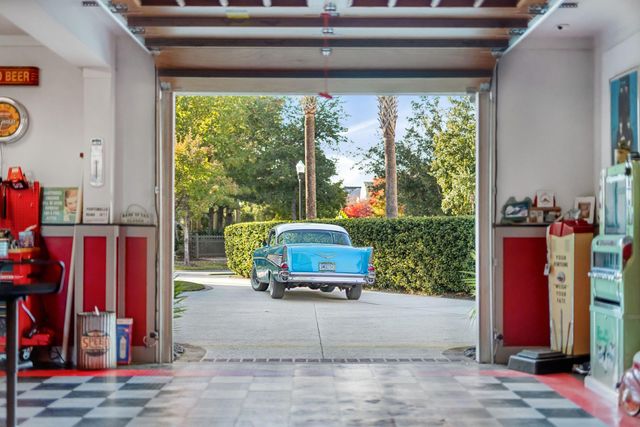 250 Furman Farm Place, Charleston, SC 29492