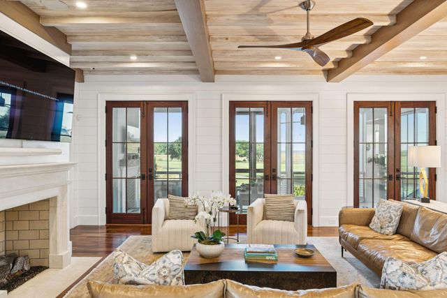 250 Furman Farm Place, Charleston, SC 29492