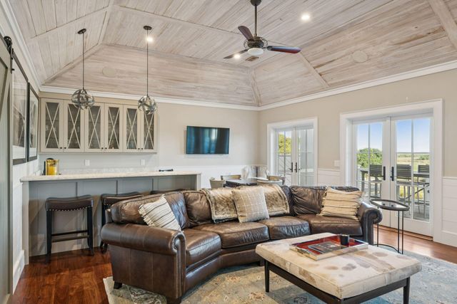 250 Furman Farm Place, Charleston, SC 29492