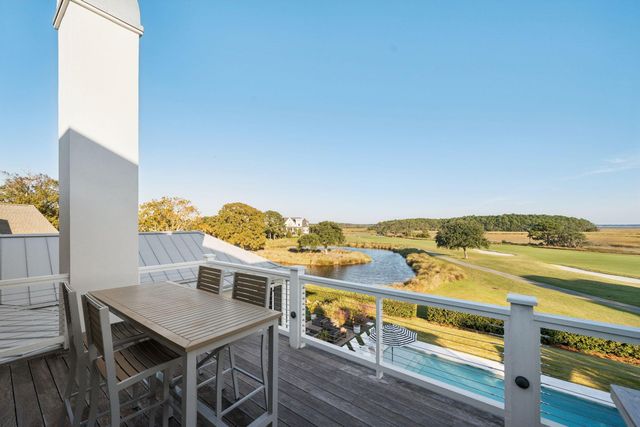 250 Furman Farm Place, Charleston, SC 29492