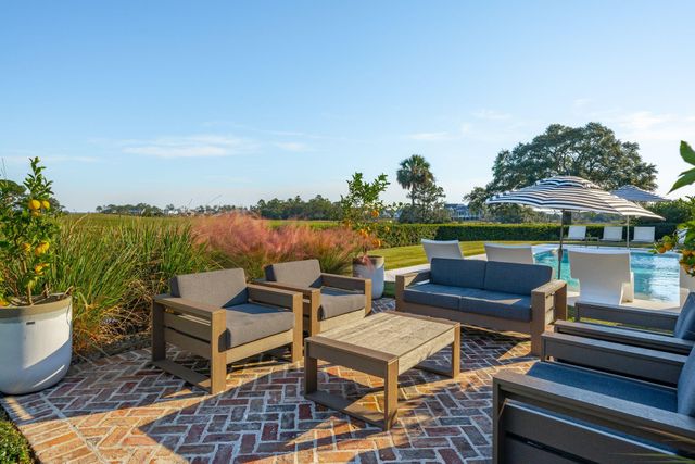 250 Furman Farm Place, Charleston, SC 29492