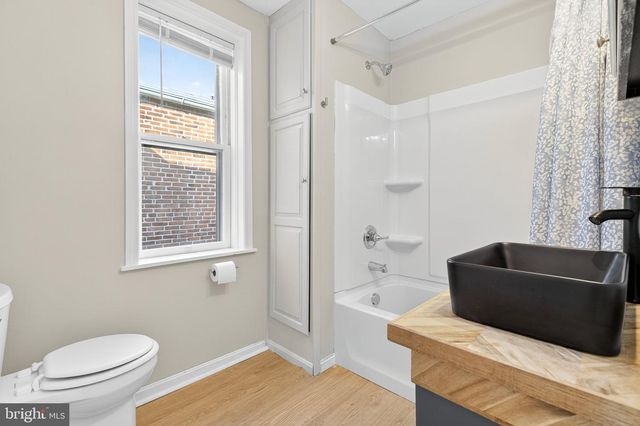 239 ELM ST, Lancaster, PA 17603