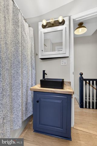 239 ELM ST, Lancaster, PA 17603