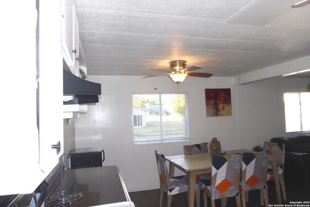 1884 Live Oak, Canyon Lake, TX 78133