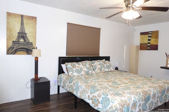 1884 Live Oak, Canyon Lake, TX 78133