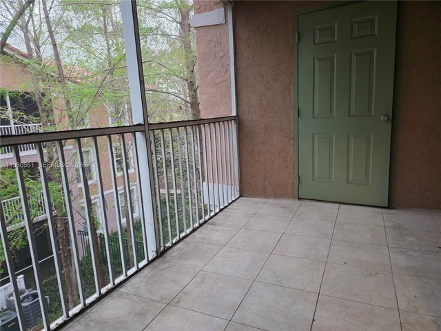 6660 W Sample Rd 6660, Coral Springs, FL 33067