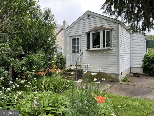 2100 LINCOLN AVE, Wilmington, DE 19809