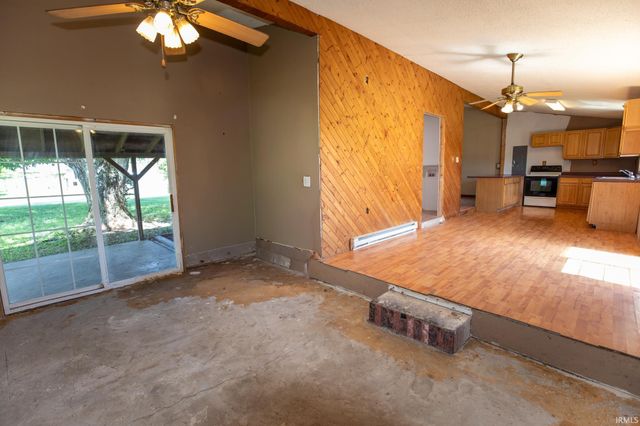 103 S Perry Street, Rochester, IN 46975