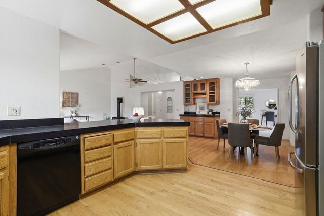 112 Rebecca Way, Folsom, CA 95630