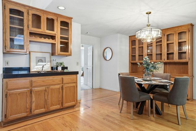 112 Rebecca Way, Folsom, CA 95630