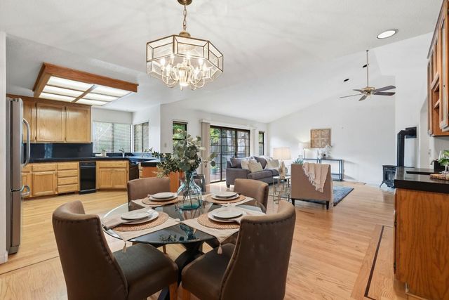 112 Rebecca Way, Folsom, CA 95630