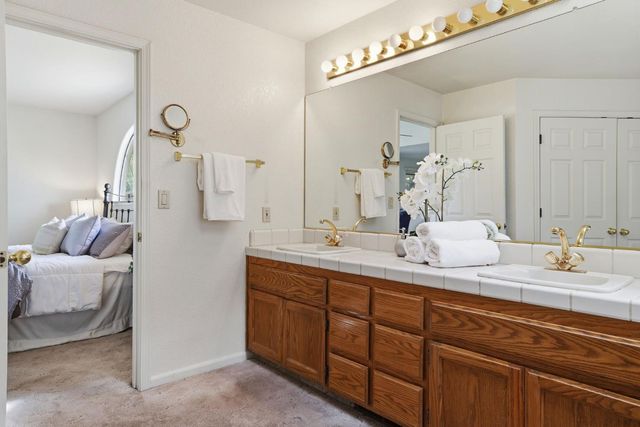 112 Rebecca Way, Folsom, CA 95630